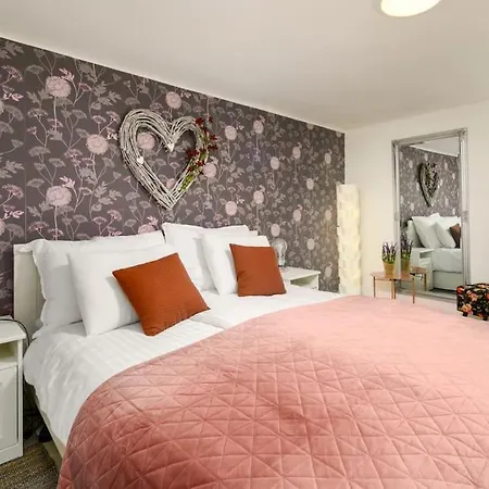 公寓 Ruin Bar-loft Design *